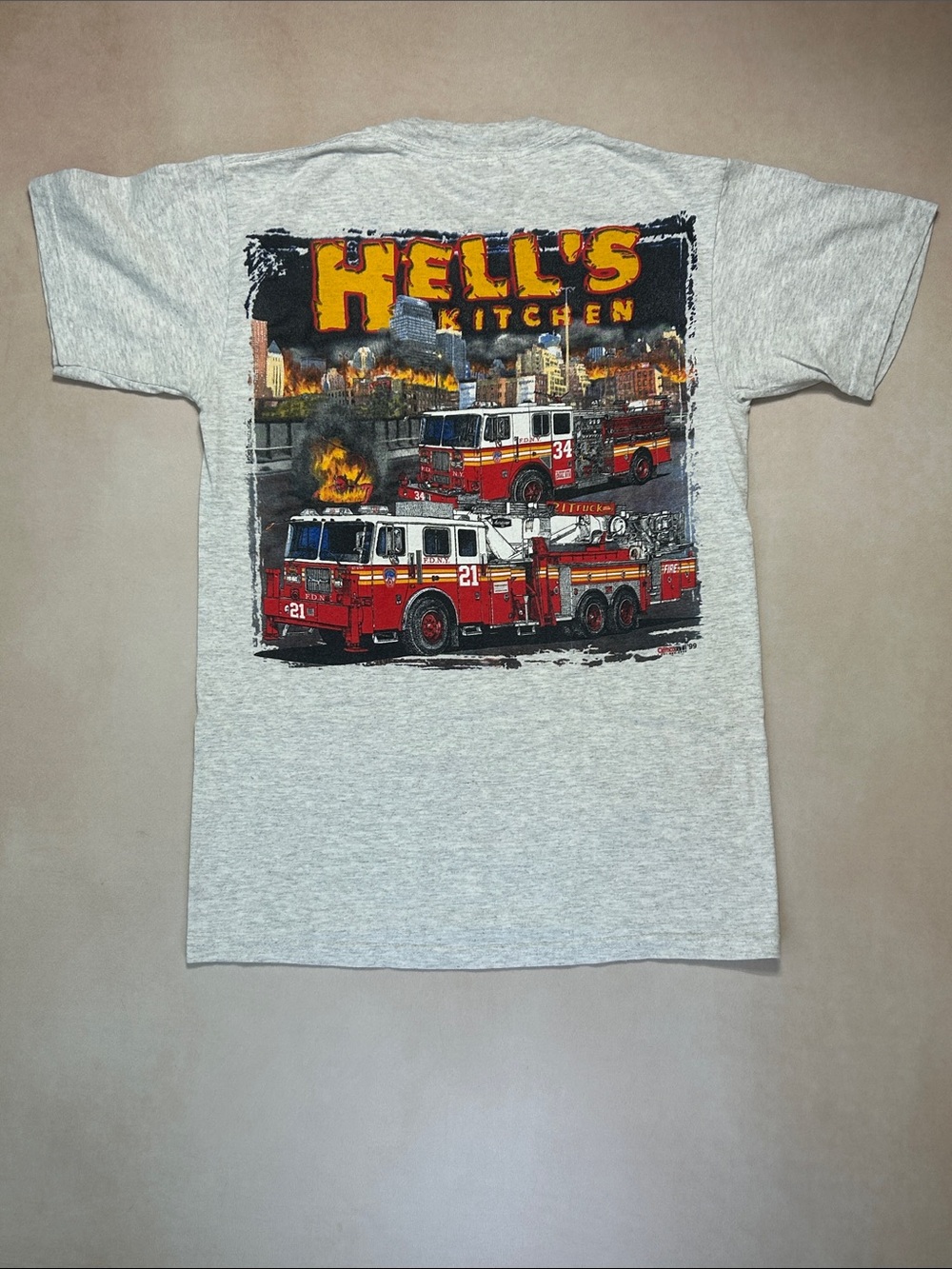 Vintage FDNY engine 34 Ladder 21 Hell’s Kitchen shirt 1999